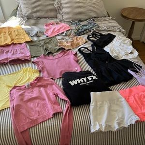 16 LOT workout clothes GYMSHARK, BEACH RIOT, LULU, ALPHALETE, BALANCE ATHLETICA
